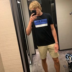 Meet your Posher, Henry